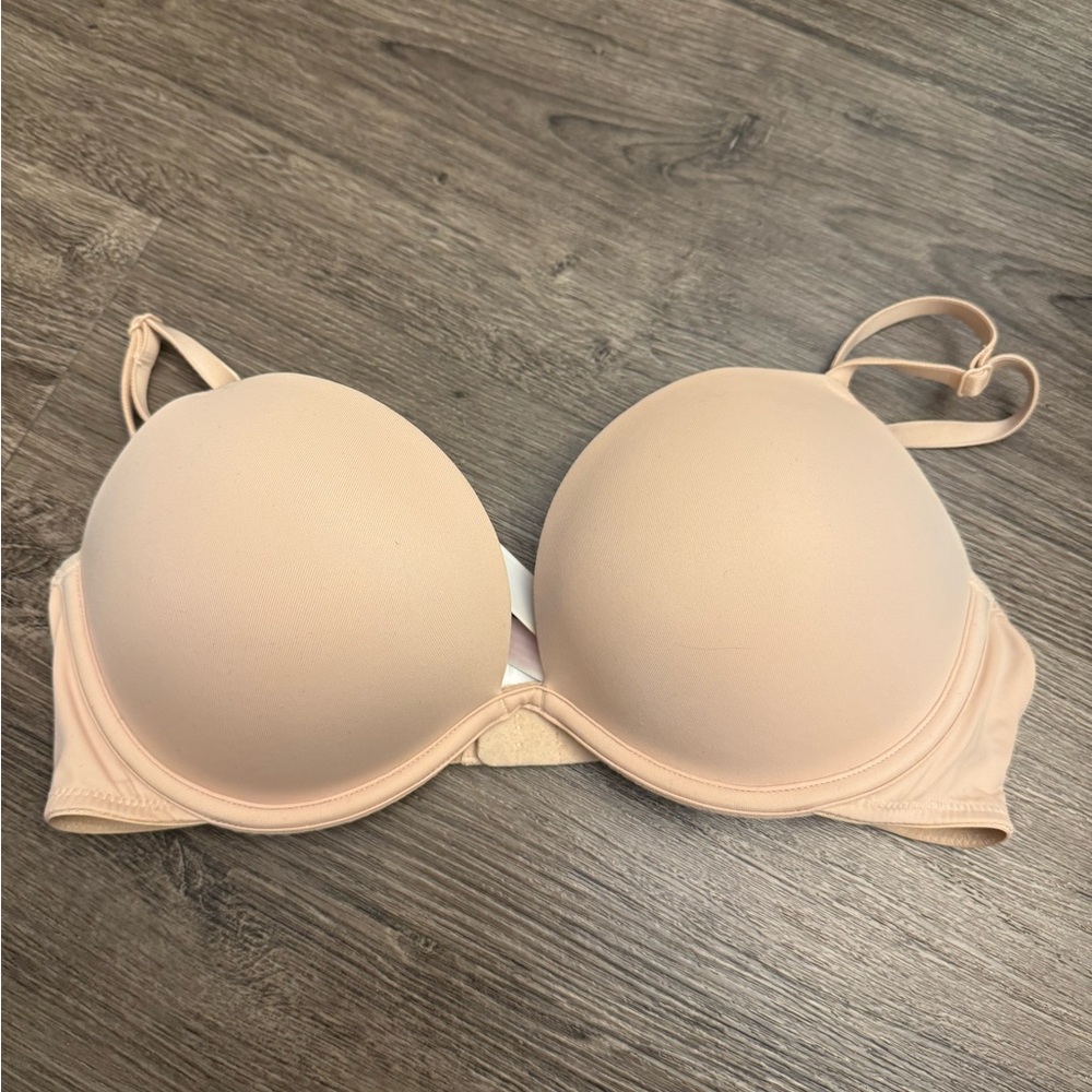 PINK Victoria's Secret Light Beige Bra